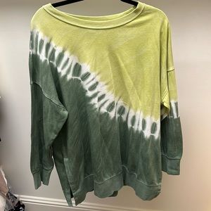 NWT Green tie dyed top